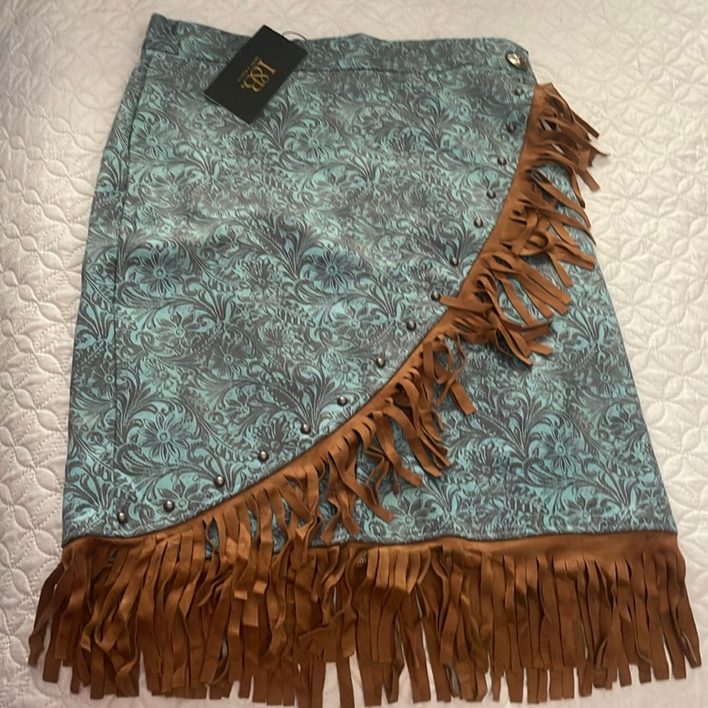 New with tags Western turquoise tooled wrap skirt with fringe